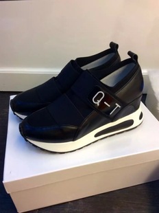 爆款女鞋專區(qū)_產(chǎn)品展示第1頁(yè)-深圳市寶安區(qū)石巖專一鞋業(yè)廠